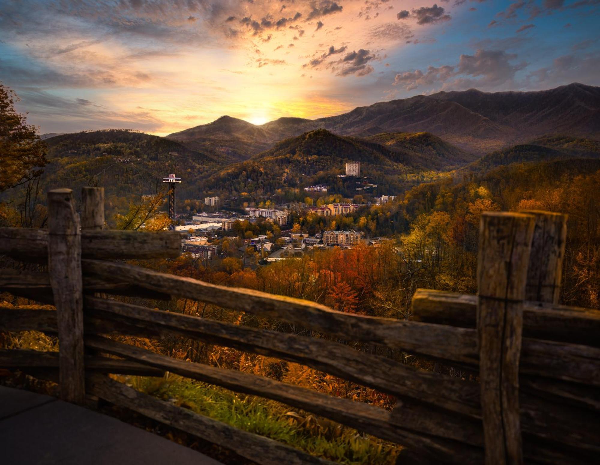 Mountain Lake Lodge, Hot Tub, Theater Room, 1089 Free Tickets Each Paid Day, Dollywood And More Sevierville Zewnętrze zdjęcie